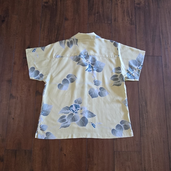 TOMMY BAHAMA Women's Yellow Floral Silk Button Up Vintage Shirt Size Large - Picture 6 of 10